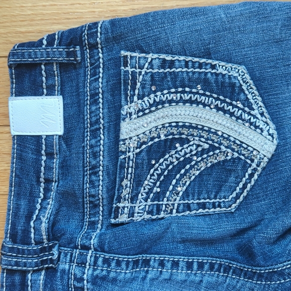 Maurices "Straight" Capri Jeans - Picture 3 of 11